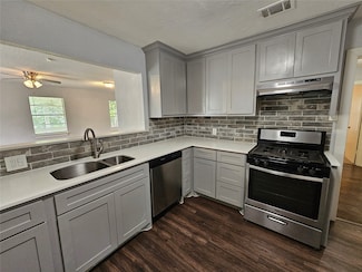 116 Charlene Dr, Hurst, TX 76053