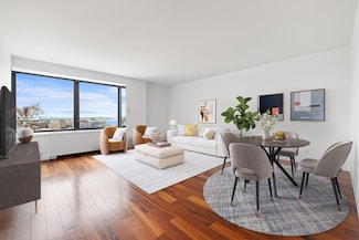 65 E India Row Unit 18C, Boston, MA 02110