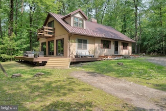 6140 Four Point Rd, Bethel, PA 19507