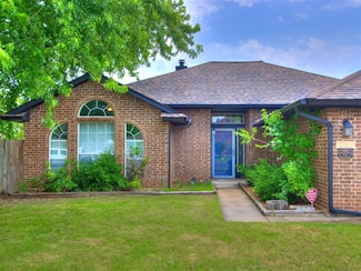 1505 Clearwater Dr, Norman, OK 73071
