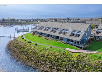 110 N Hayden Bay Dr Unit 110, Portland, OR 97217