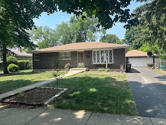 450 Dee Ln, Roselle, IL 60172