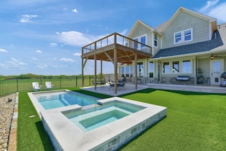 565 Oasis Dr, Denison, TX 75020