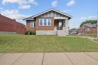 7003 S Grand Ave, Saint Louis, MO 63111