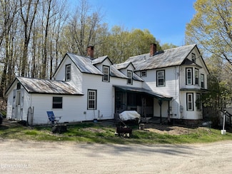71 S Main St, Goshen, MA 01032