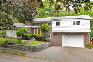 26 Longwood Dr, Swampscott, MA 01907