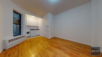 330 E 93rd St Unit 3C, New York, NY 10128