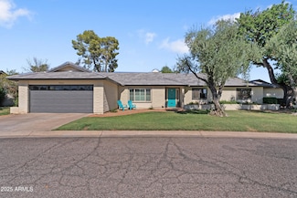 7533 N 8th St, Phoenix, AZ 85020