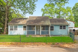 90 Dock Rd, Brick, NJ 08723
