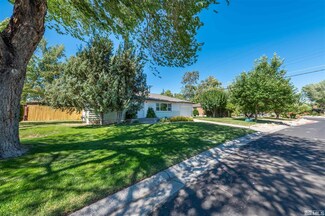 735 W 11th St, Reno, NV 89503