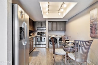 8054 E Oak St, Scottsdale, AZ 85257