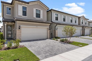 2150 Appleton Cir N, Oakland Park, FL 33309