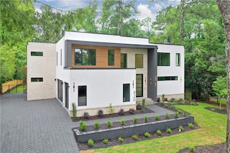 820 Moores Mill Rd NW, Atlanta, GA 30327