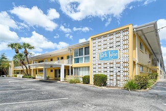 2155 Wood St Unit A10, Sarasota, FL 34237
