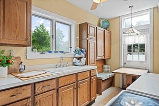 140 Church St, Shaftsbury, VT 05262