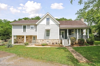 419 Birch St, Gainesboro, TN 38562