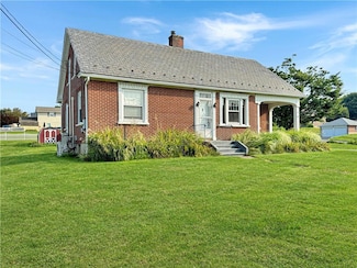 69 E Lawn Rd, Nazareth, PA 18064