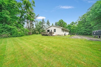 297 Estrada Rd, Central Valley, NY 10917