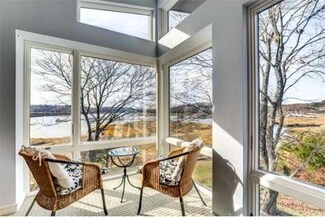 2 Gloucester Ave, Gloucester, MA 01930