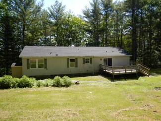 780 Garfield Rd, Auburn, ME 04210