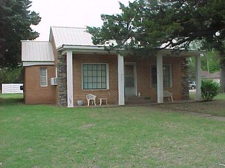 840 Main St, Kiowa, KS 67070