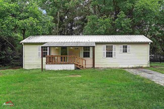 209 Norton Dr, Longview, TX 75602