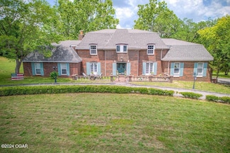 1444 Crestwood Dr, Joplin, MO 64801