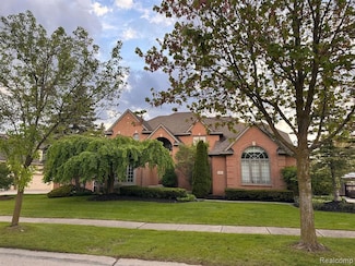 23901 Broadmoor Park Ln, Novi, MI 48374