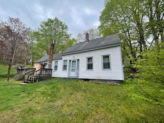 7 Park St, Royalston, MA 01368