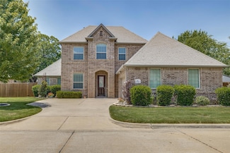 6900 Golf Green Dr, Arlington, TX 76001