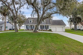 4815 Cypress Dr, Lake Wales, FL 33898