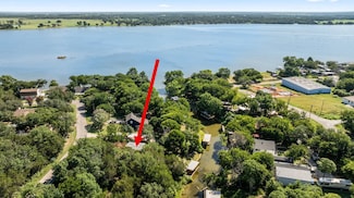 2549 Forest Park Dr, Granbury, TX 76048