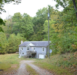 313 County Road 17 9, Fairmont, WV 26554