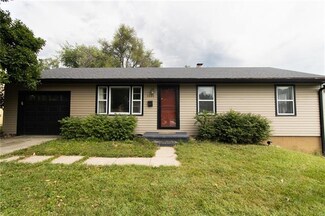 3203 Mark Twain Dr, Saint Joseph, MO 64501