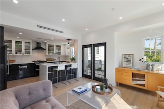 1903 N Stoke Ln, Los Angeles, CA 90068