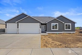 1312 E Cascade St, Othello, WA 99344
