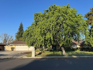 5657 N Colonial Ave, Fresno, CA 93704