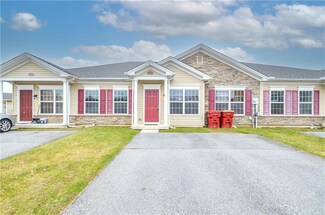 213 Huntington Ln, Easton, PA 18040