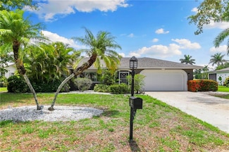 283 Forest Hills Blvd, Naples, FL 34113