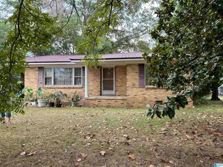 183 11th Ave W, Guin, AL 35563