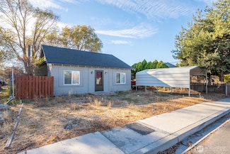 313 1st Ave SE, Soap Lake, WA 98851