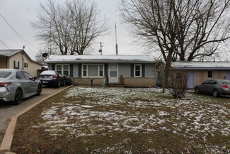 224 E Hadley St, Aurora, MO 65605