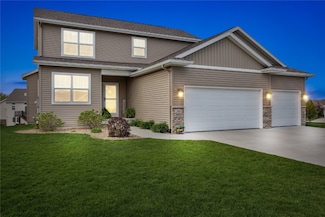 2455 Bridlewood Ct, Marion, IA 52302