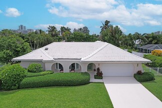 1151 Fairview Ln, Riviera Beach, FL 33404