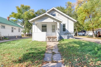 1010 University Dr N, Fargo, ND 58102