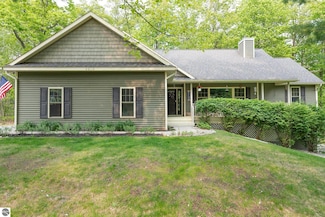 4212 Weatherwood Dr, Traverse City, MI 49685