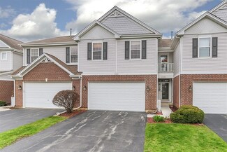 2555 Lorraine Cir, Geneva, IL 60134