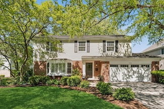 1312 Canterbury Ln, Glenview, IL 60025