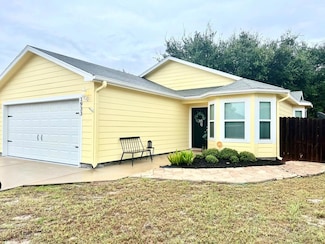 1933 Admiral Ln, Aransas Pass, TX 78336