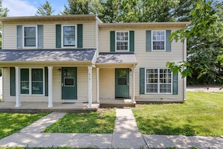 610 English Creek Ct Unit B, Champaign, IL 61821